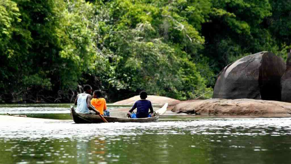 SurinameTour Marrons waterr